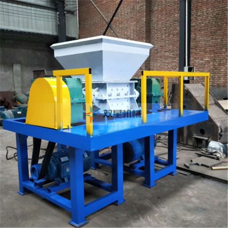 金屬撕碎機(jī)的應(yīng)用填補了金屬材料再生的空白