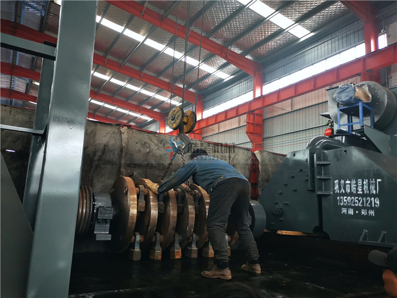 <a href='http://xlfefi.cn/feilv/1660.html' target='_blank'><span>斷橋鋁破碎機</span></a>